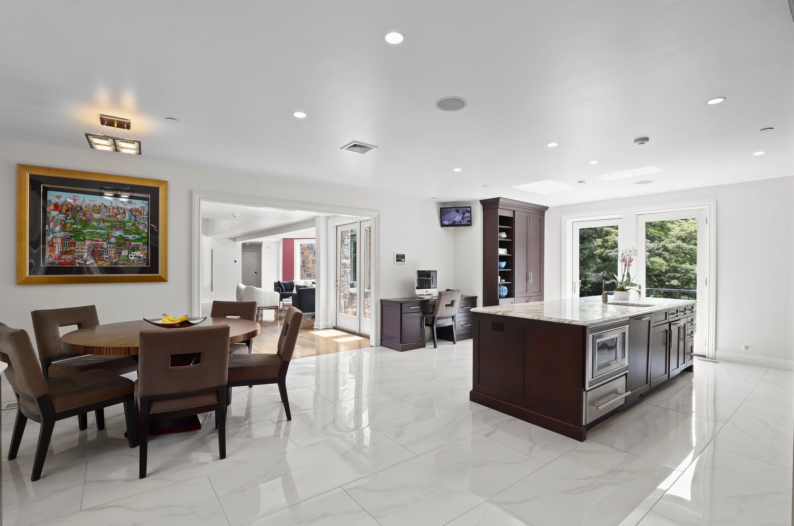 383 Woodlands Road Photo 11