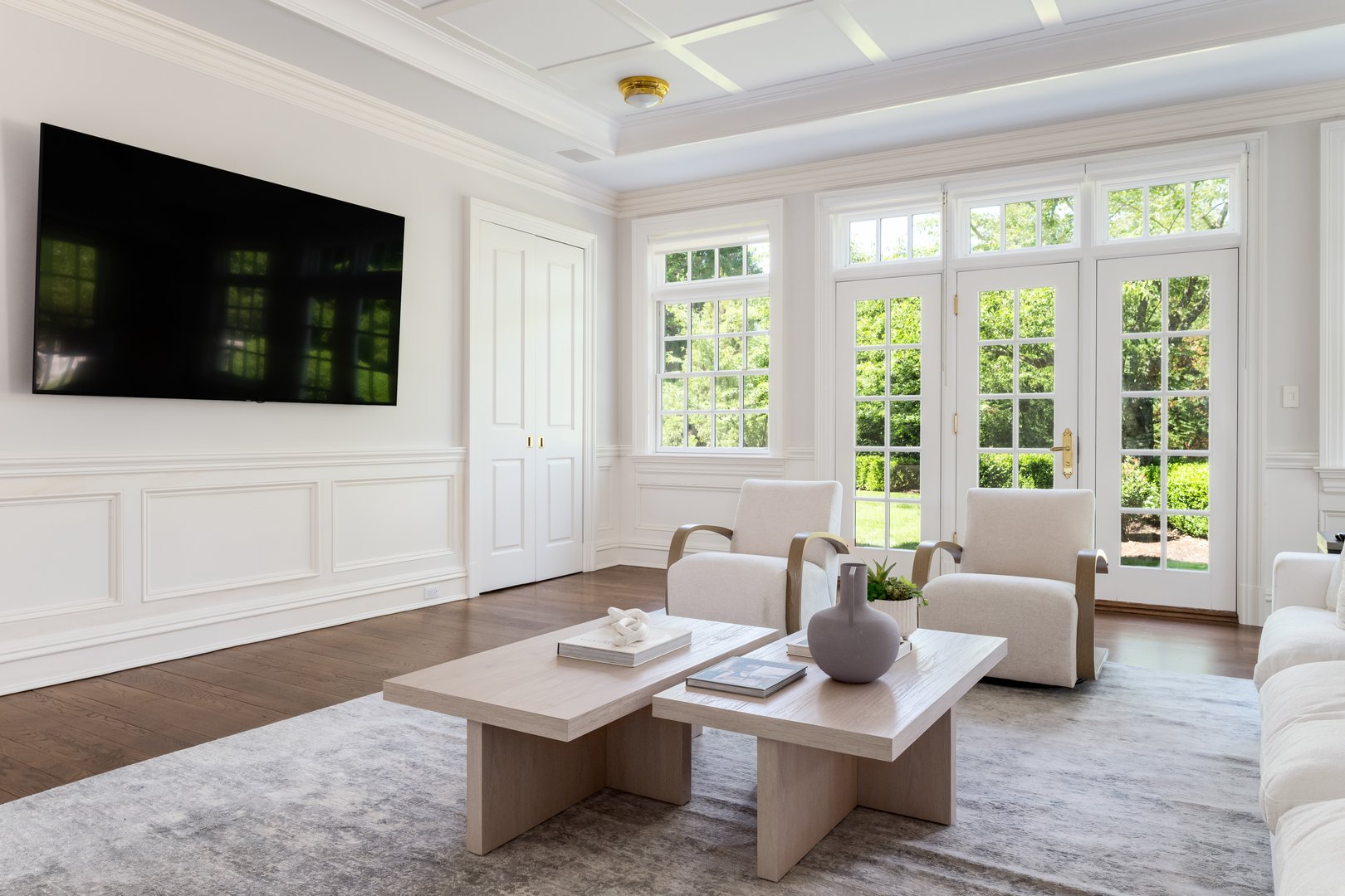 6 Stoneleigh Manor Lane Photo 13