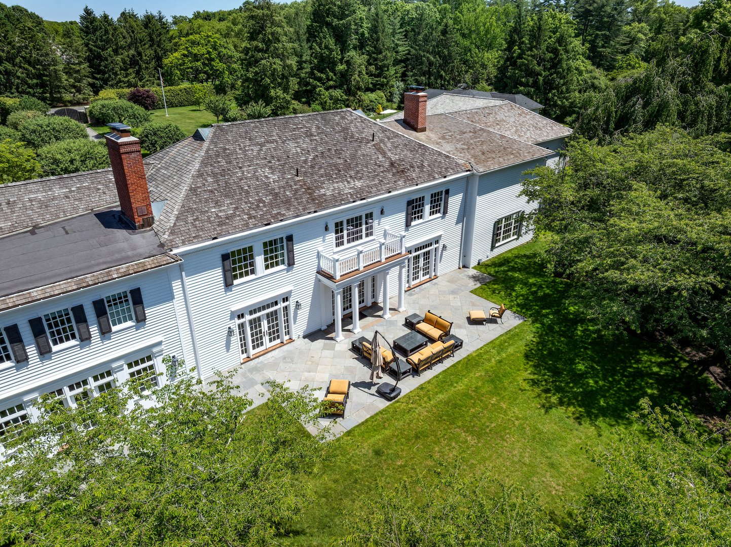 6 Stoneleigh Manor Lane Photo 39