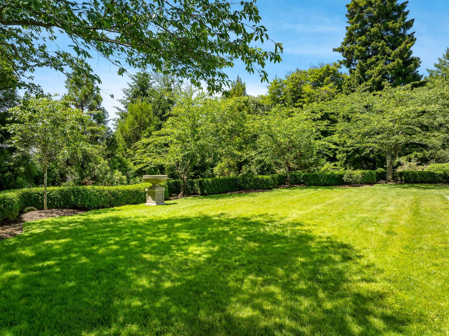 6 Stoneleigh Manor Lane Photo 41