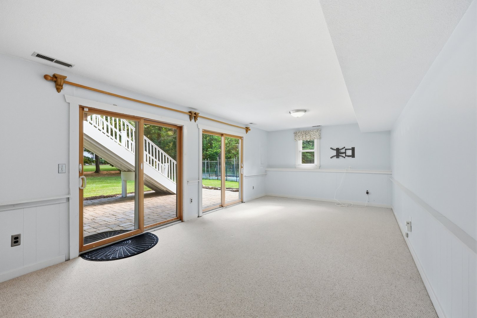 36 Banks Road Photo 30