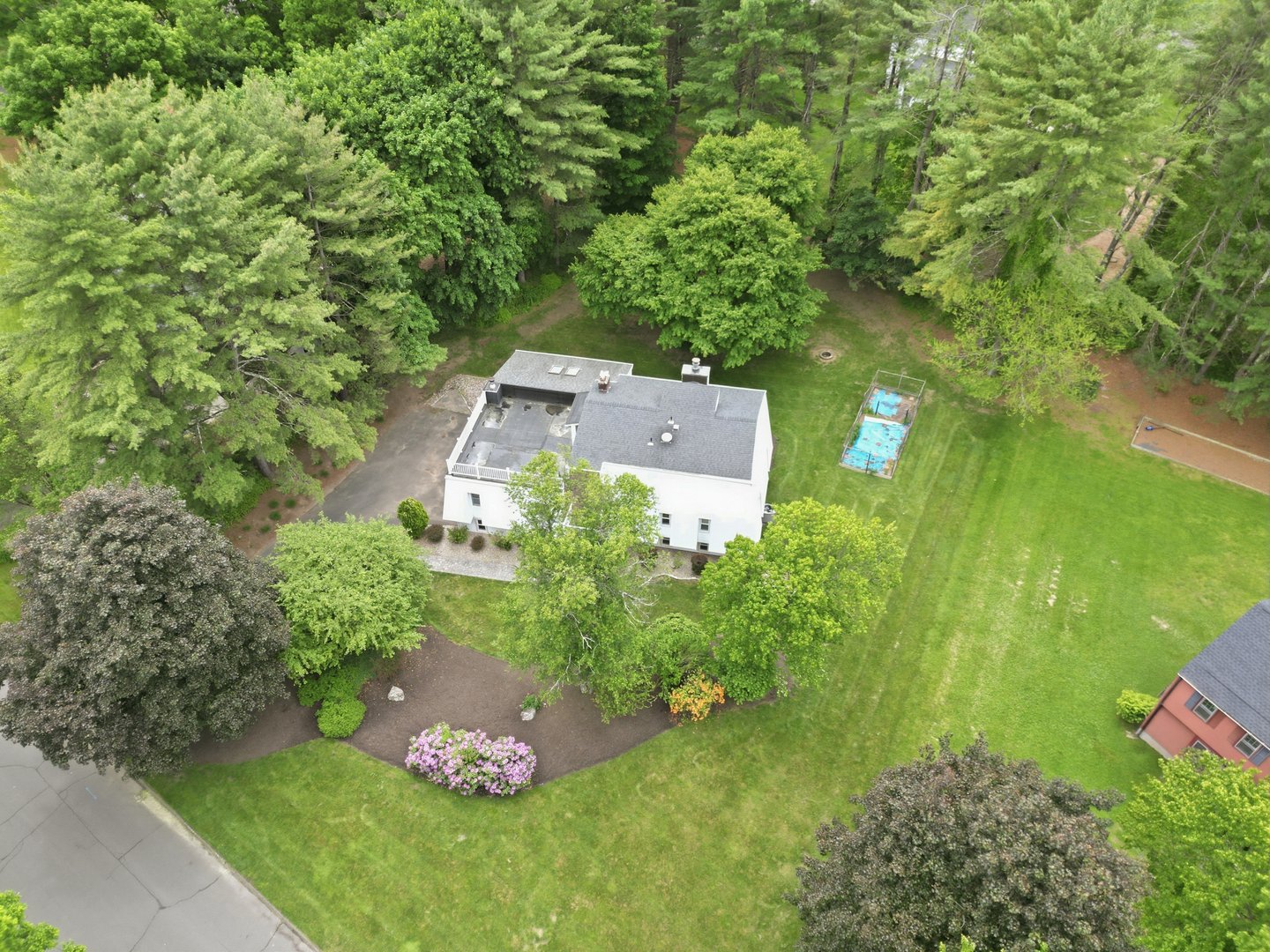 36 Banks Road Photo 40