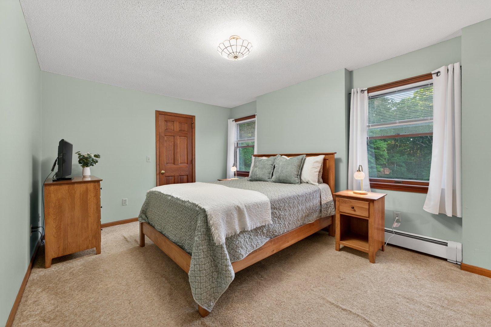 85 White Plains Road Photo 26