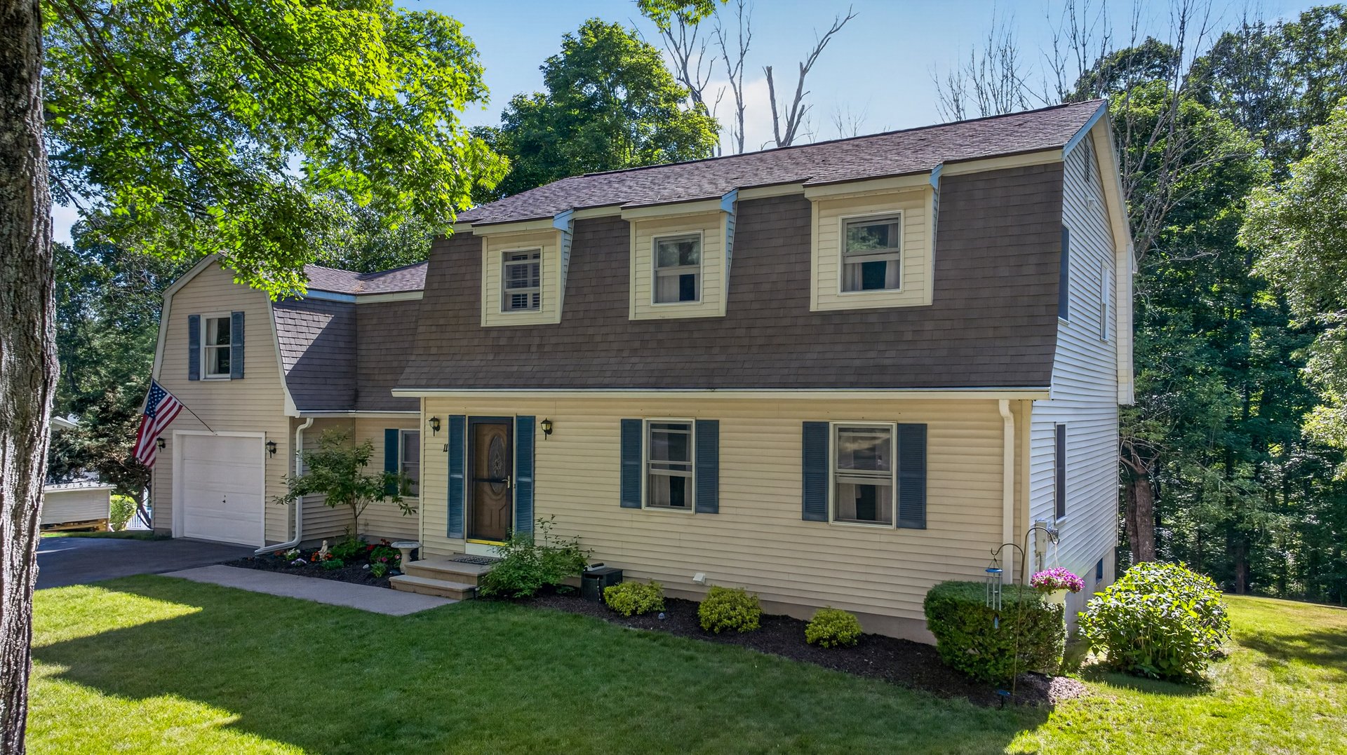 11 Tanglewood Drive Photo 1