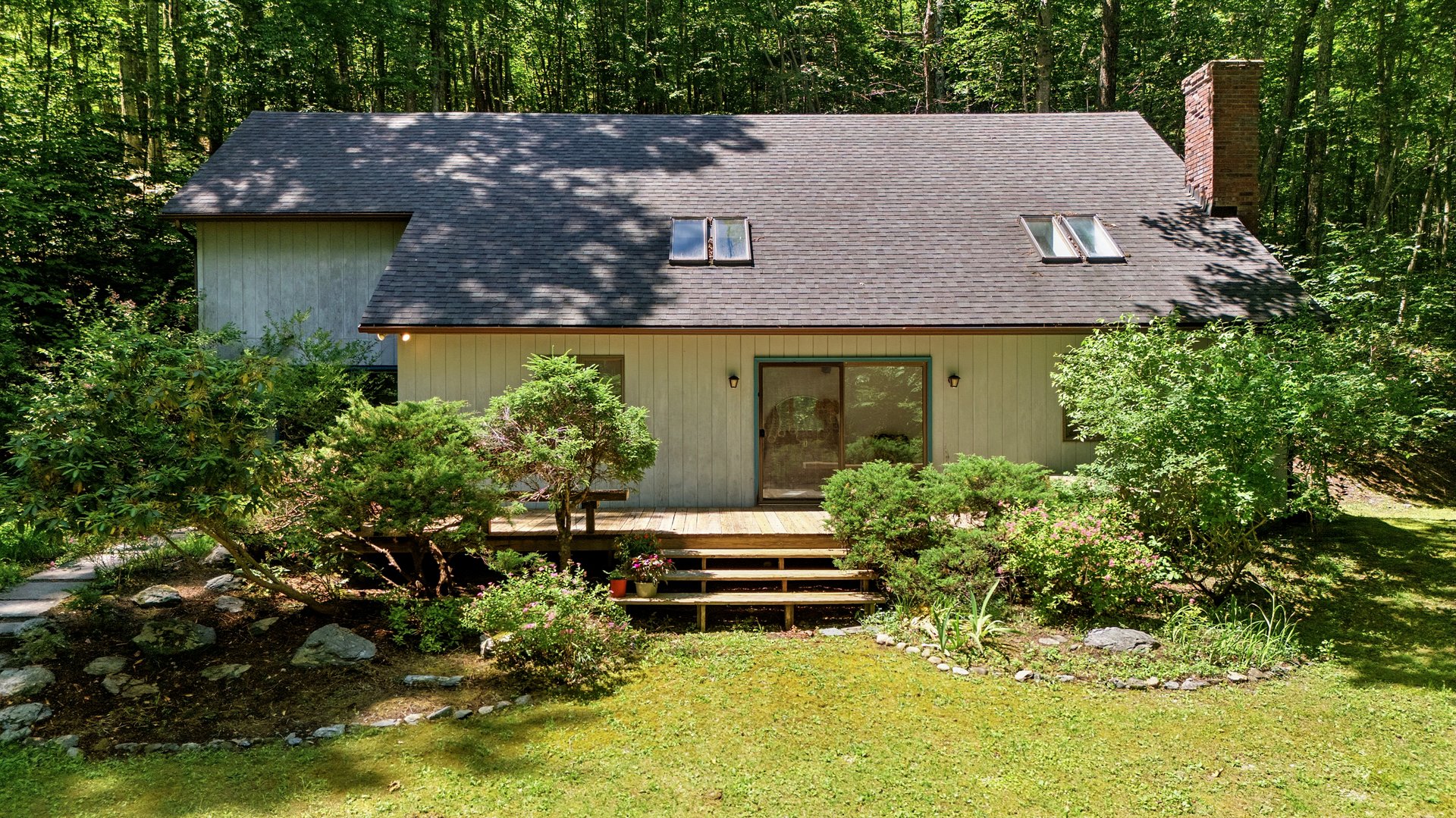 236 Hillsdale Rd Photo 2