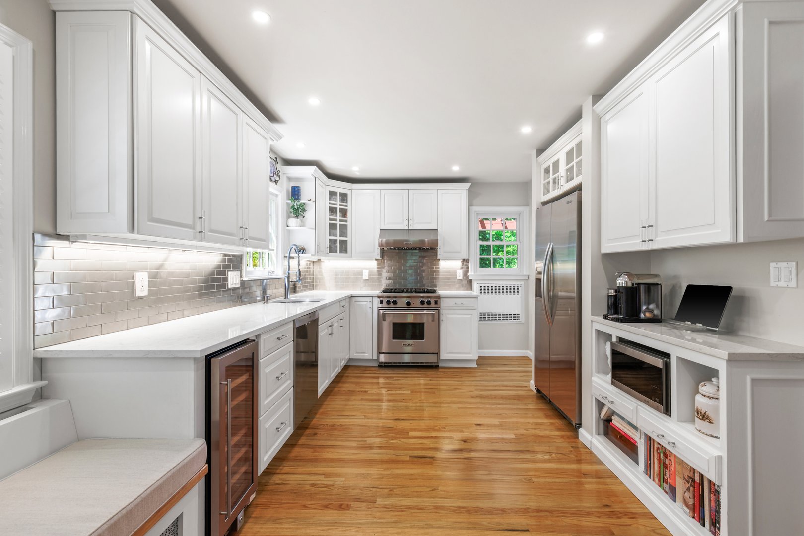 38 Winfield Avenue Photo 4