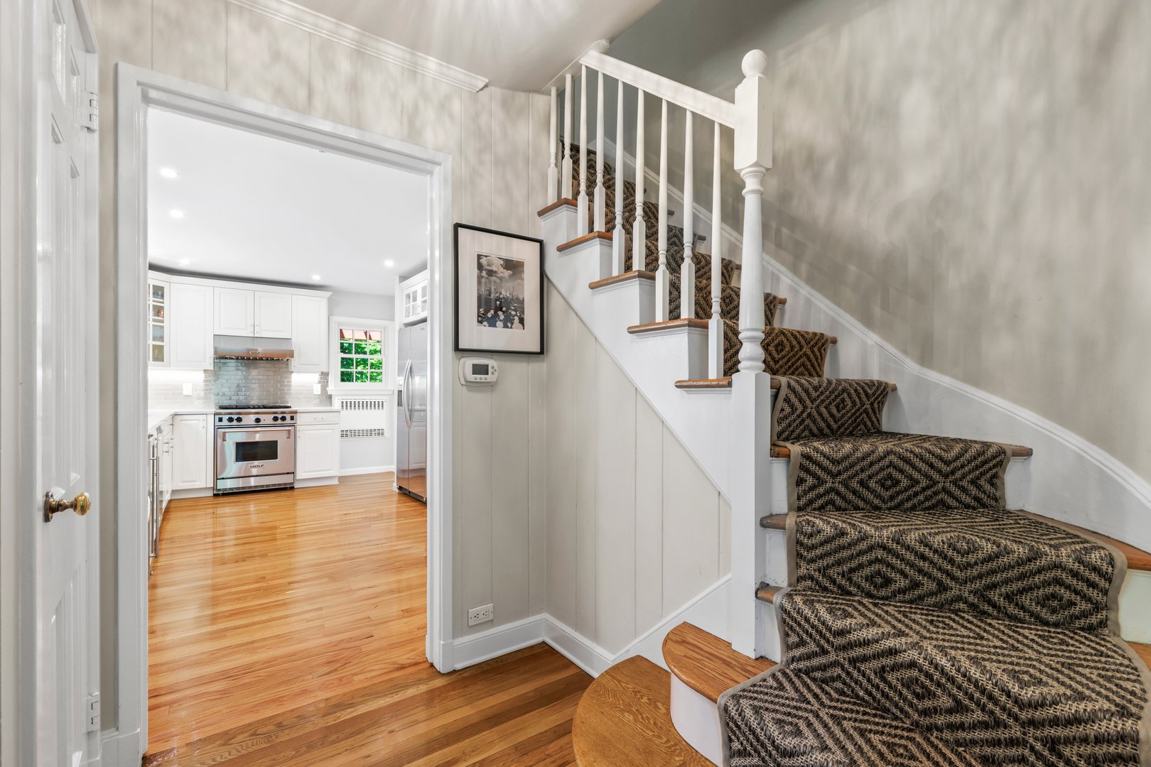 38 Winfield Avenue Photo 3