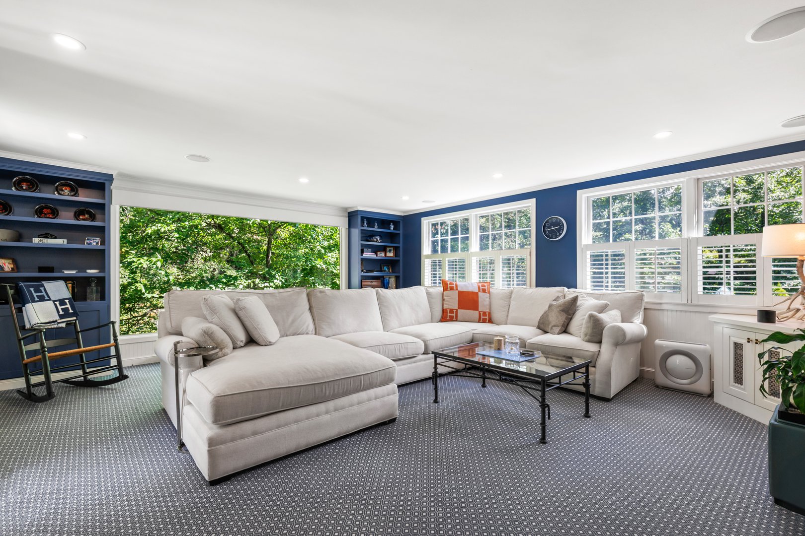 38 Winfield Avenue Photo 6
