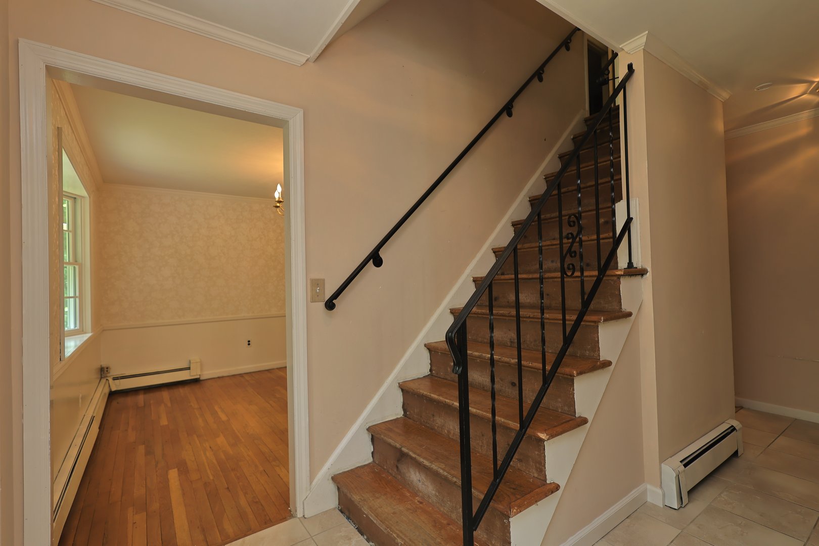 145 Wilton Road East Photo 17