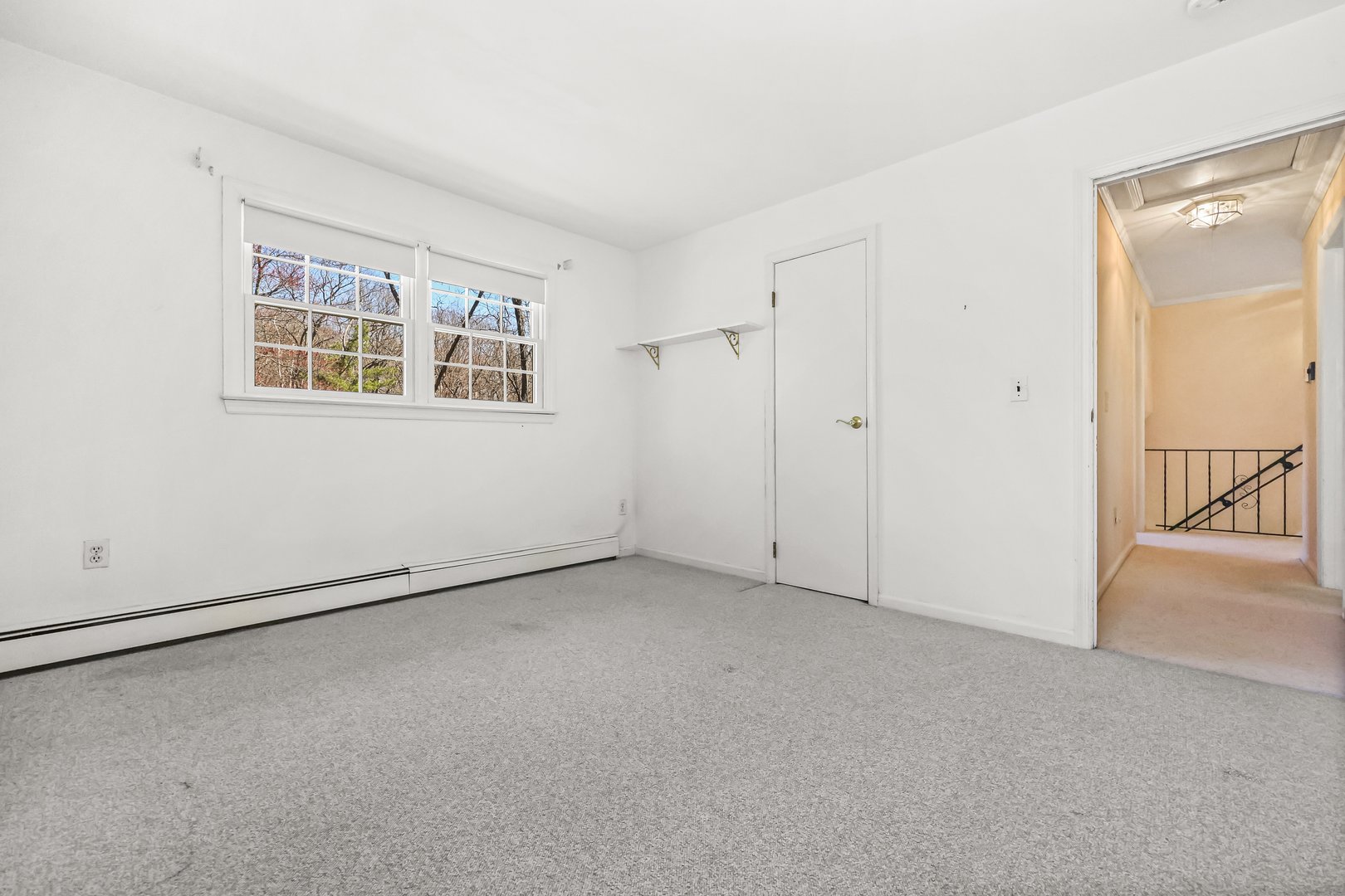 145 Wilton Road East Photo 26