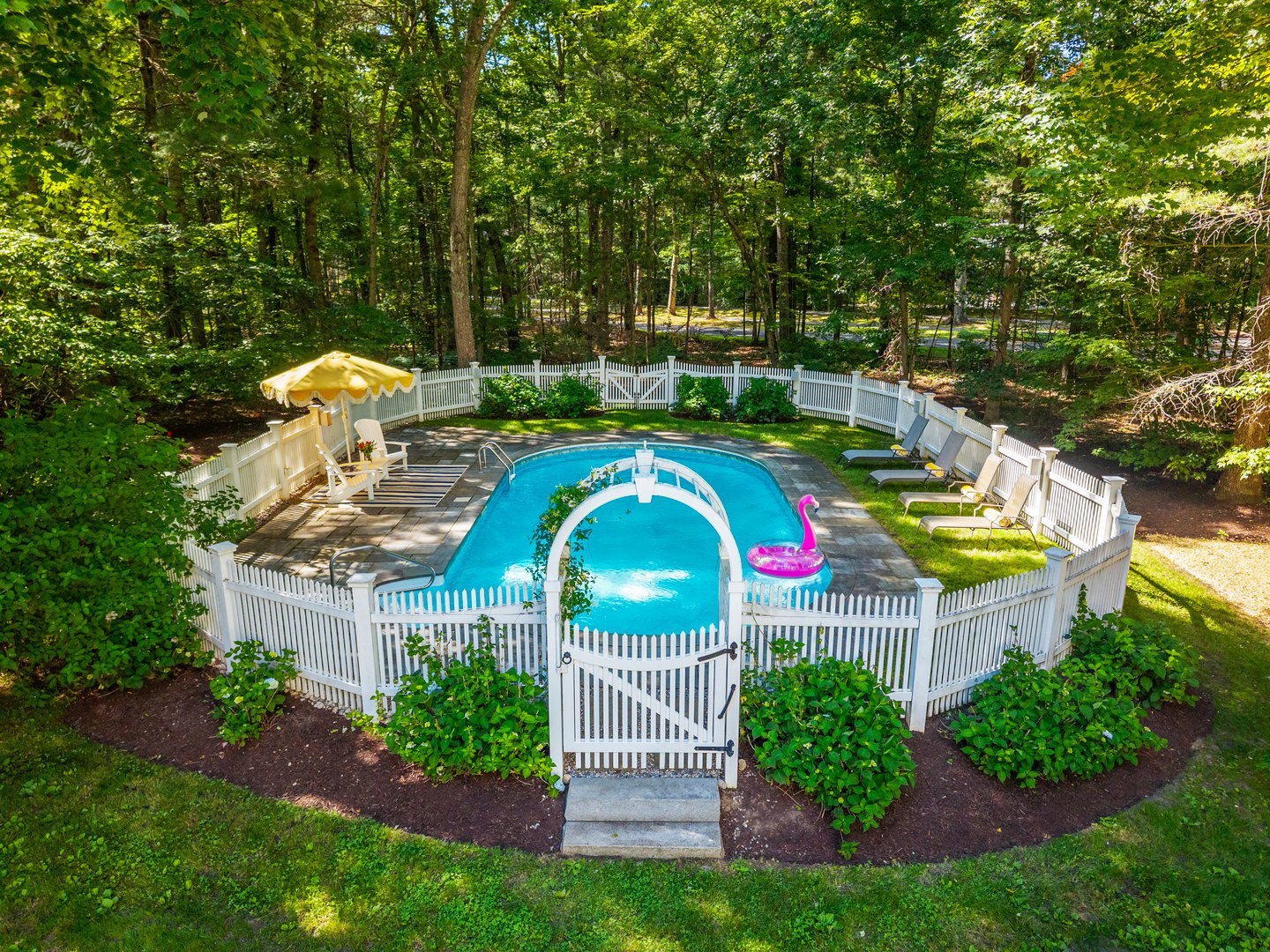 10 Langley Park Photo 36