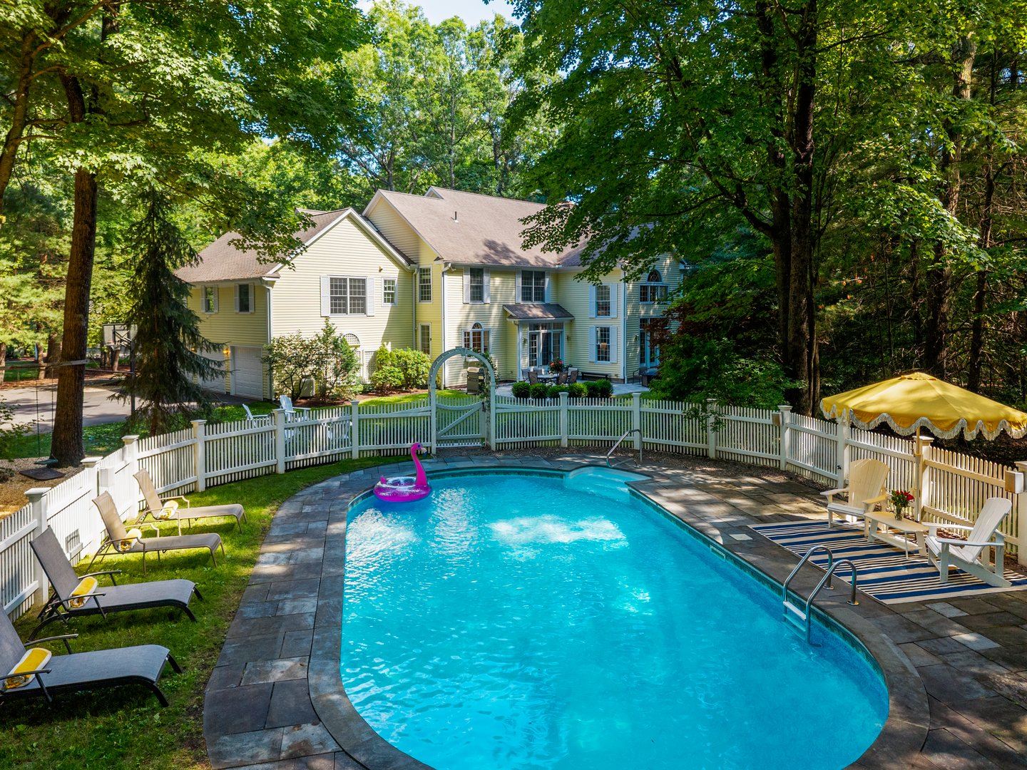 10 Langley Park Photo 39