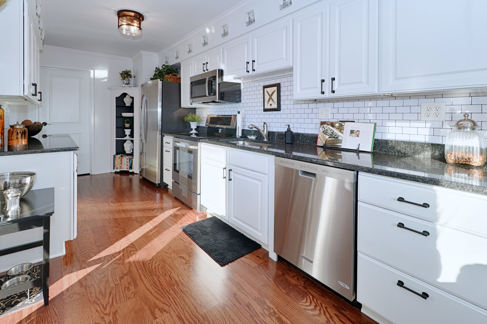 3200 Park Avenue  #9D1 Photo 21