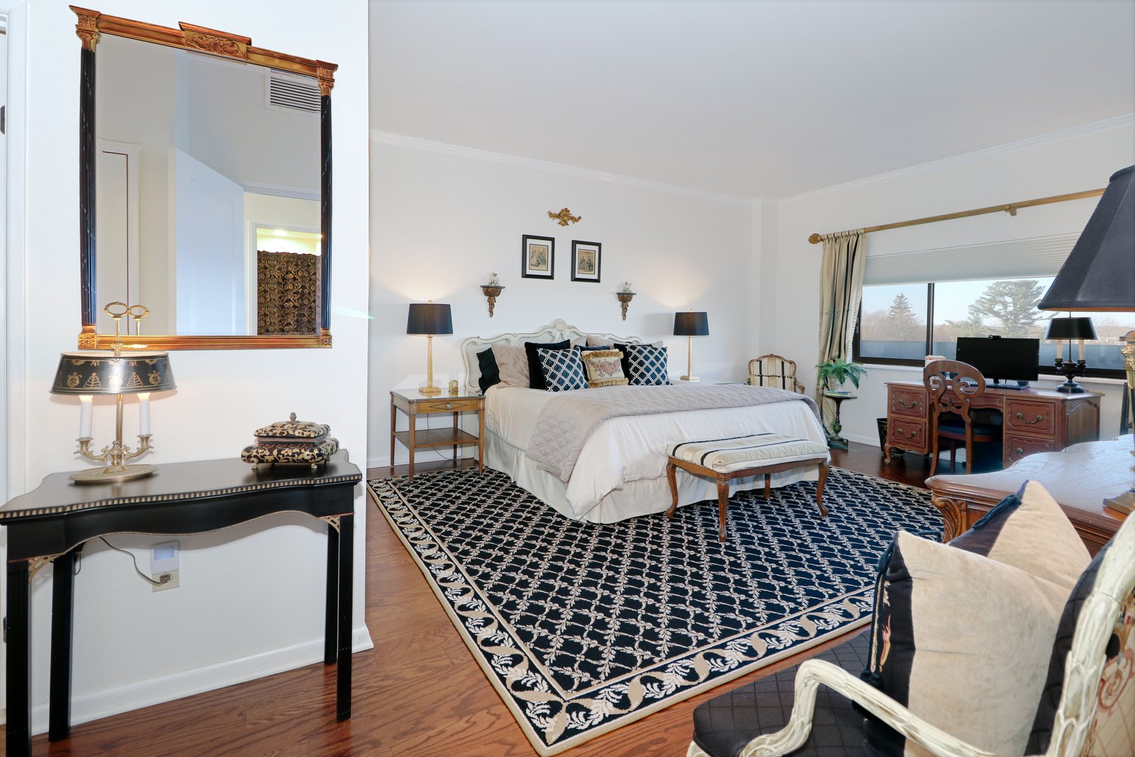 3200 Park Avenue  #9D1 Photo 23