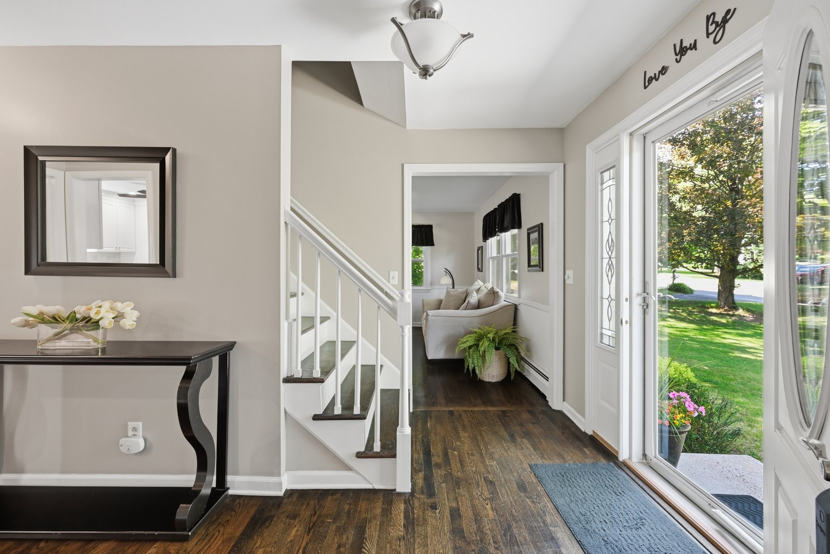 8 Winthrop Road Photo 3
