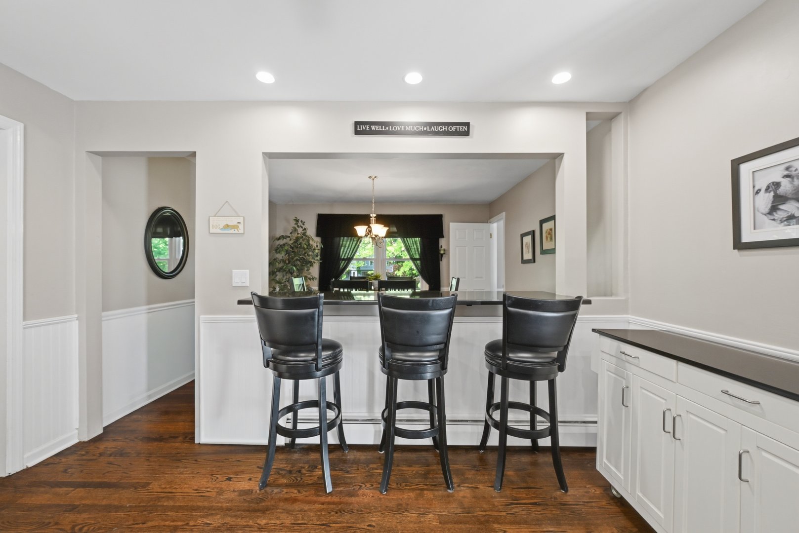 8 Winthrop Road Photo 6