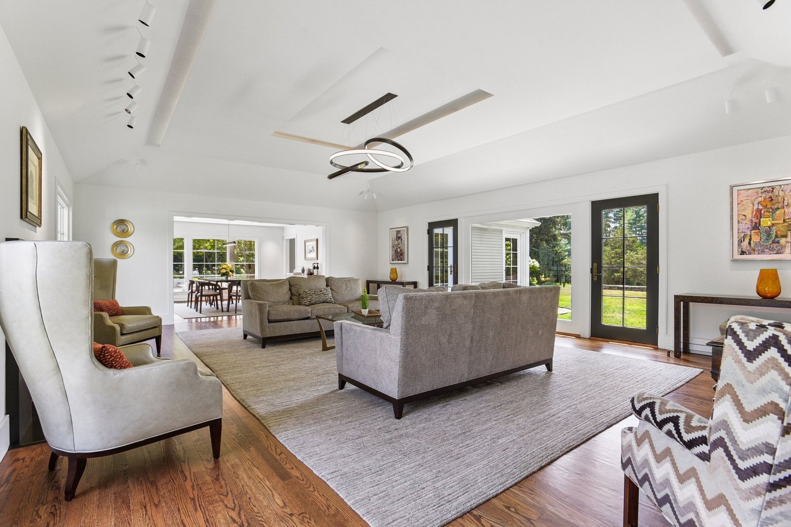 455 Stonington Road Photo 8