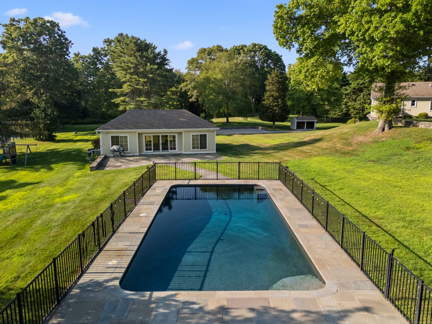 455 Stonington Road Photo 26