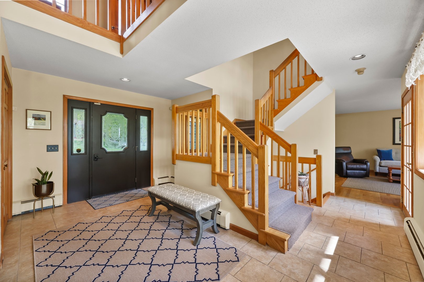 97 Elmore Dr Photo 4