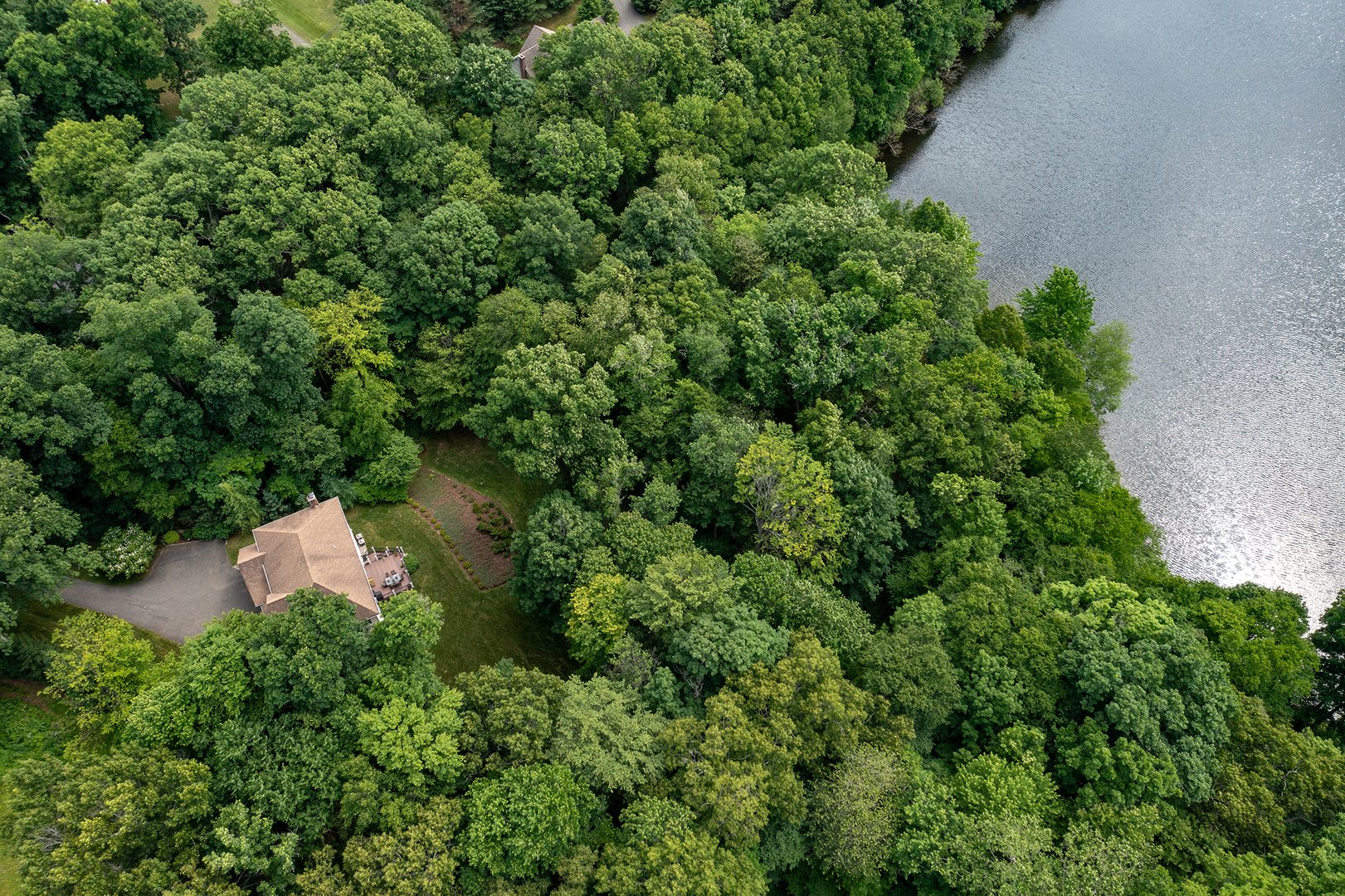 89 Reservoir Road Photo 17