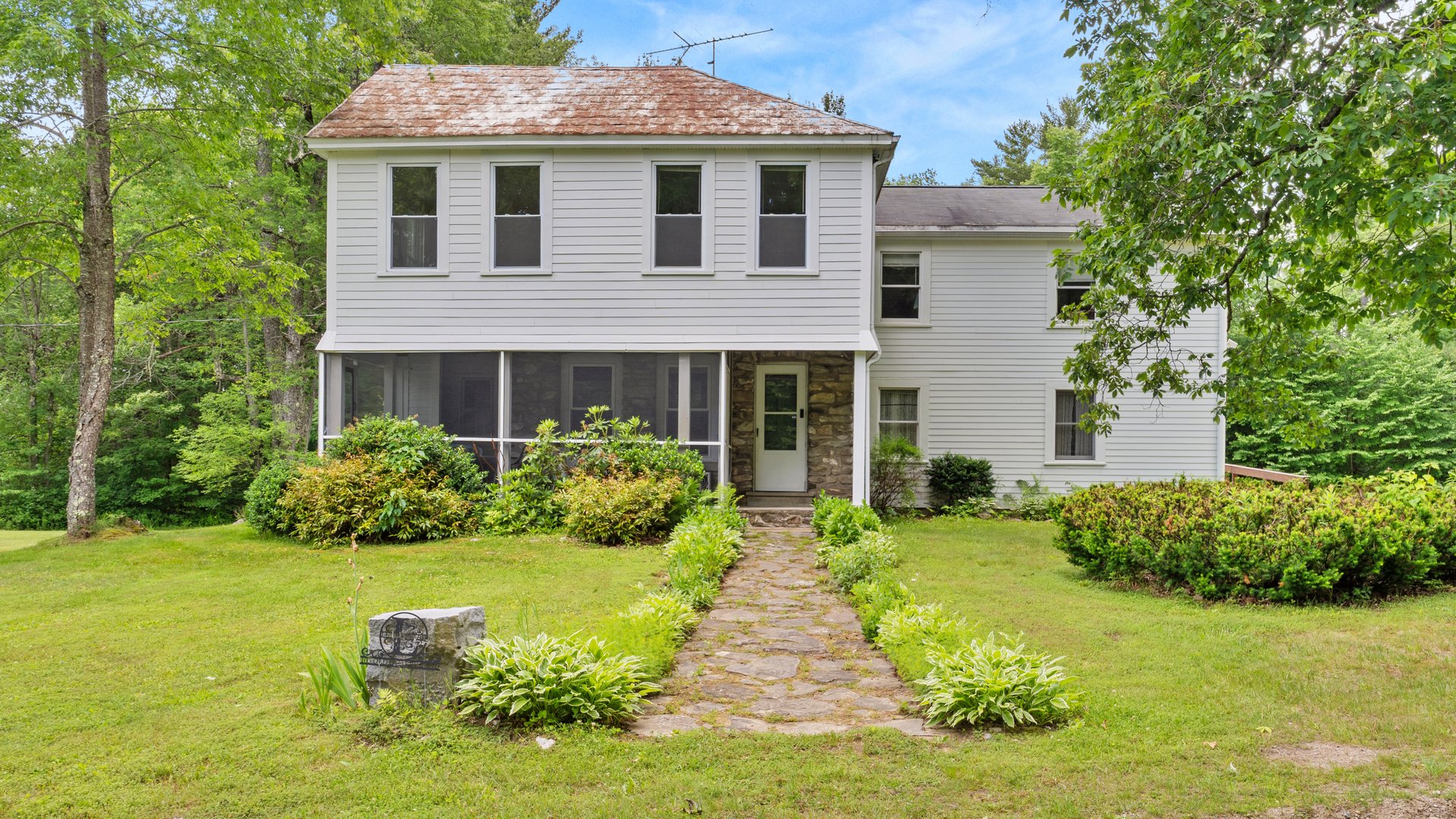 105 Old Quarry Rd Photo 2