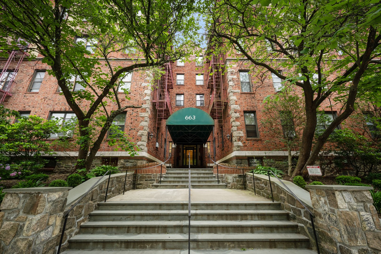 663 Locust Street  #5D Photo 1