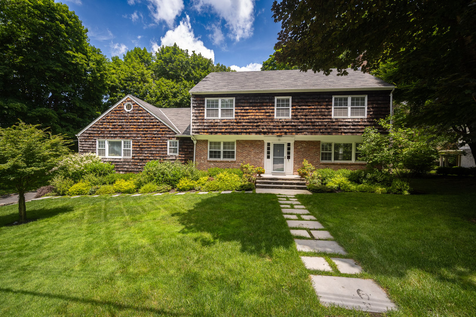 15 Laurel Hill Road Photo 1