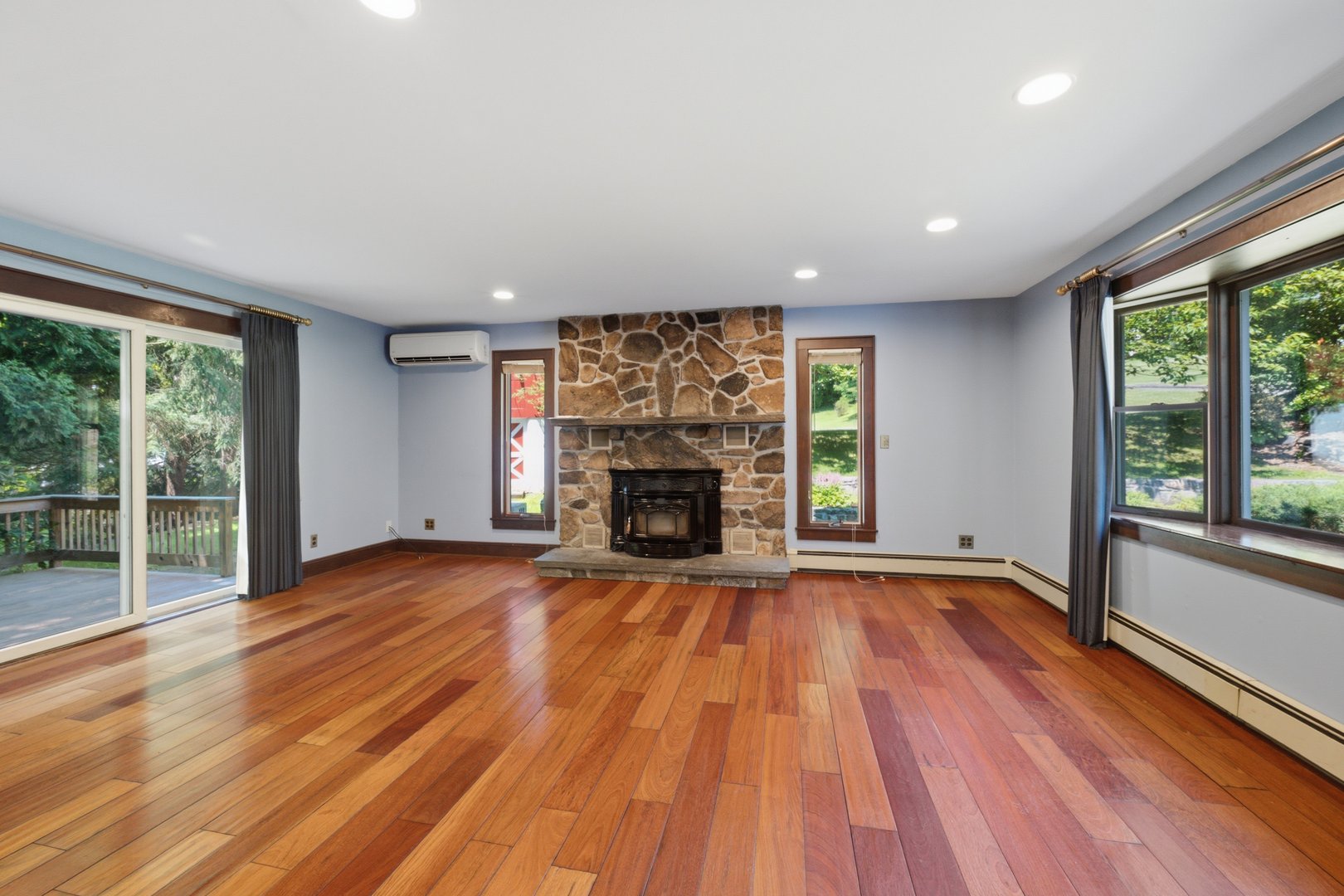 36 Middle River Road Photo 8
