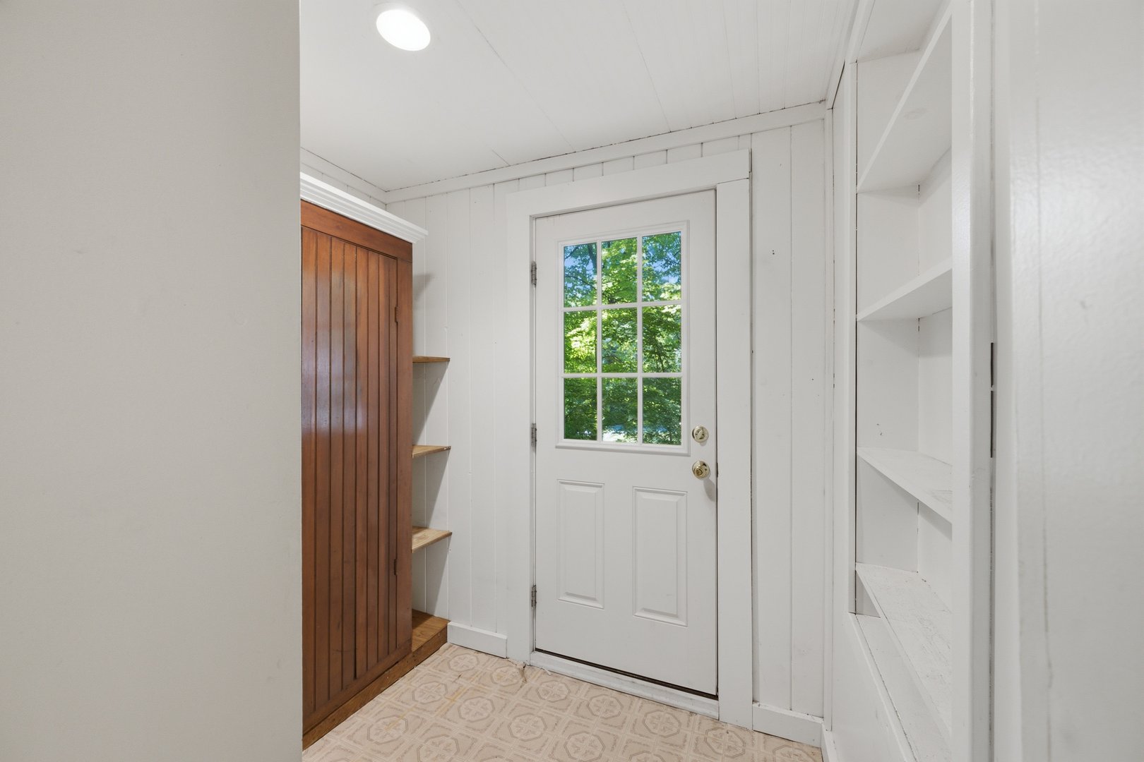 36 Middle River Road Photo 10