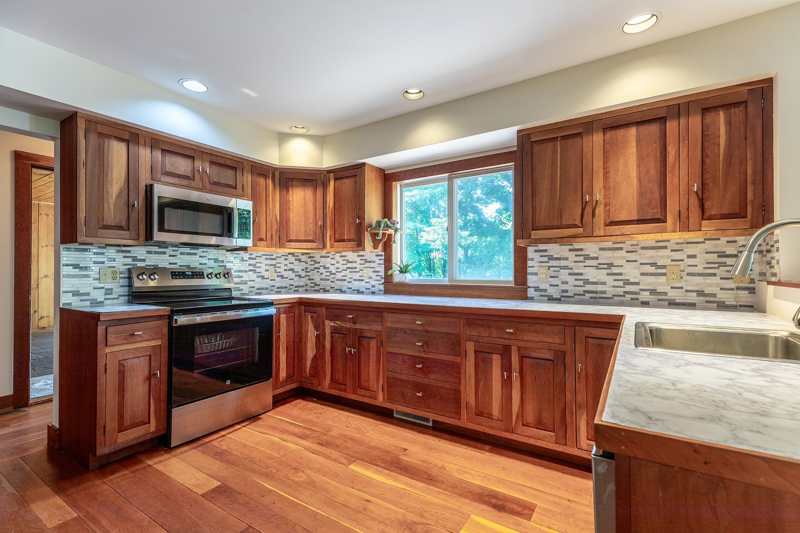 129 Sunset Ridge Road Photo 6
