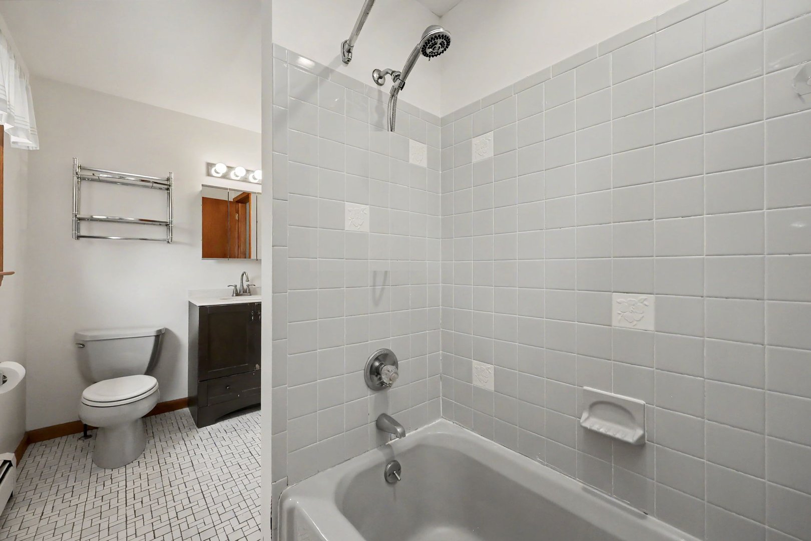 275 York Street Photo 19