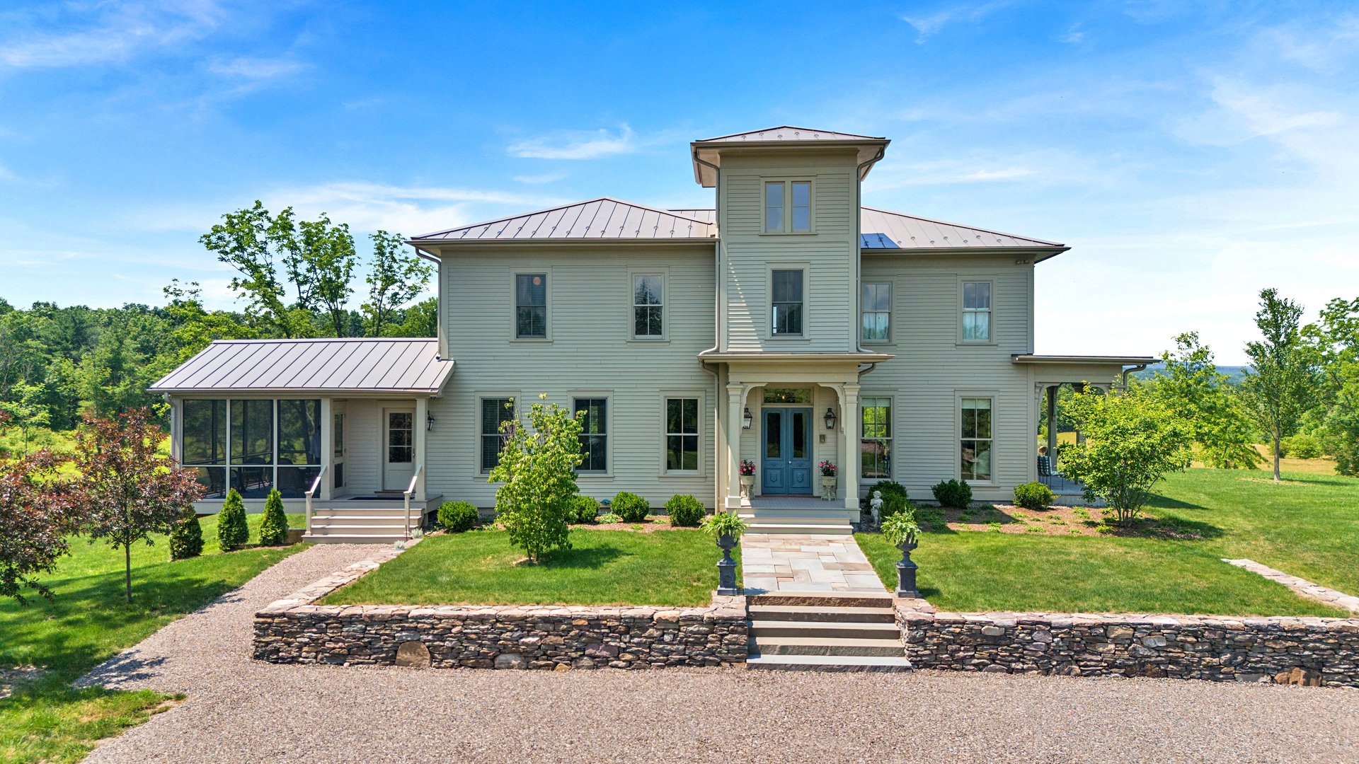 154 Schoolhouse Road Photo 1