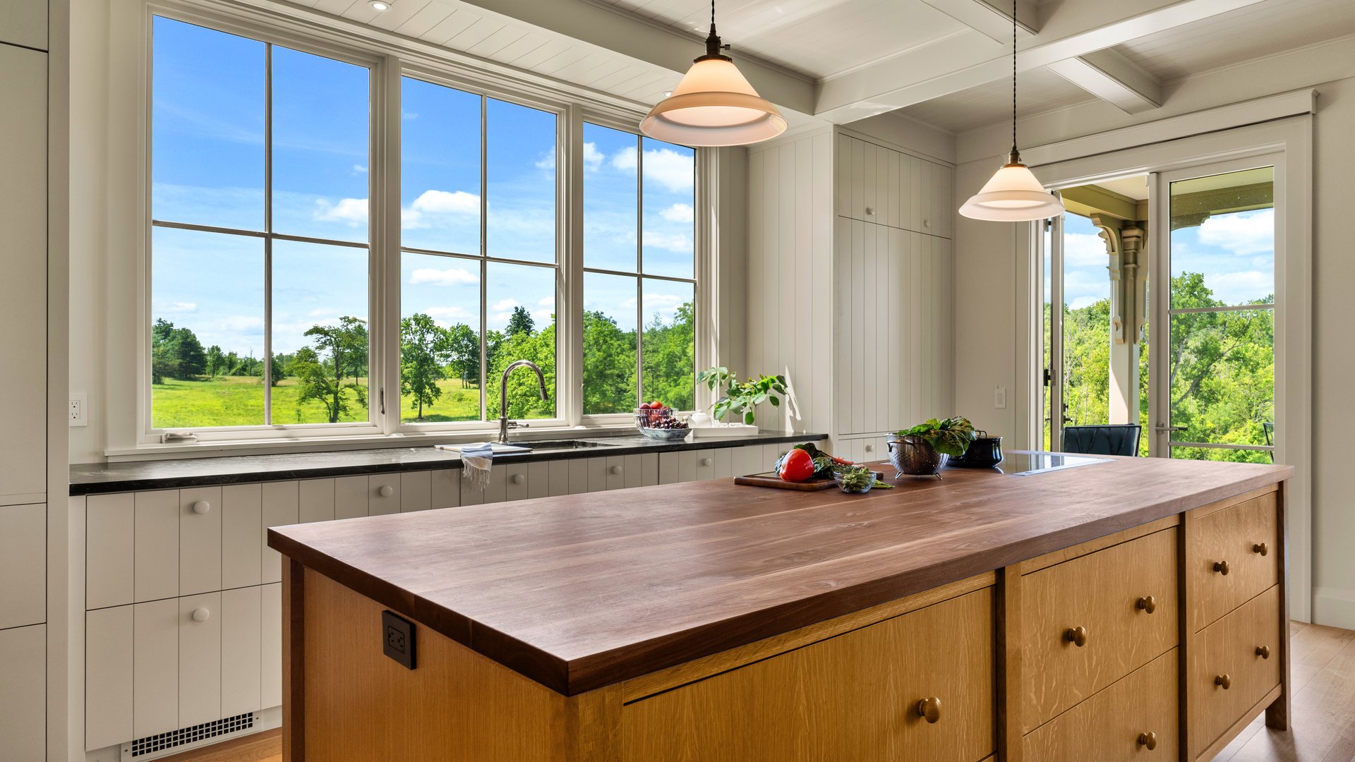 154 Schoolhouse Road Photo 11