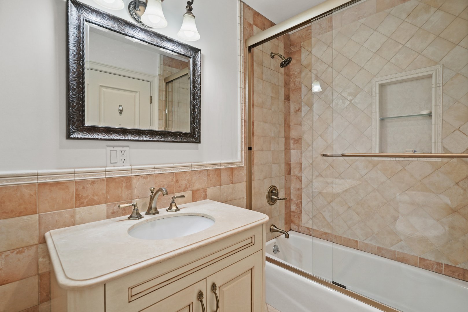 193 Saxon Woods Road Photo 42