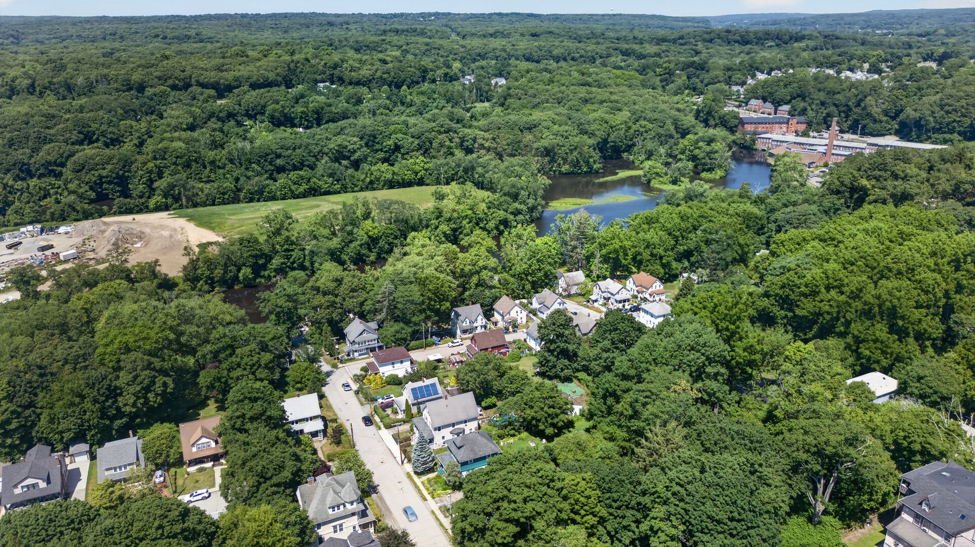 22 Goldberg Avenue Photo 4
