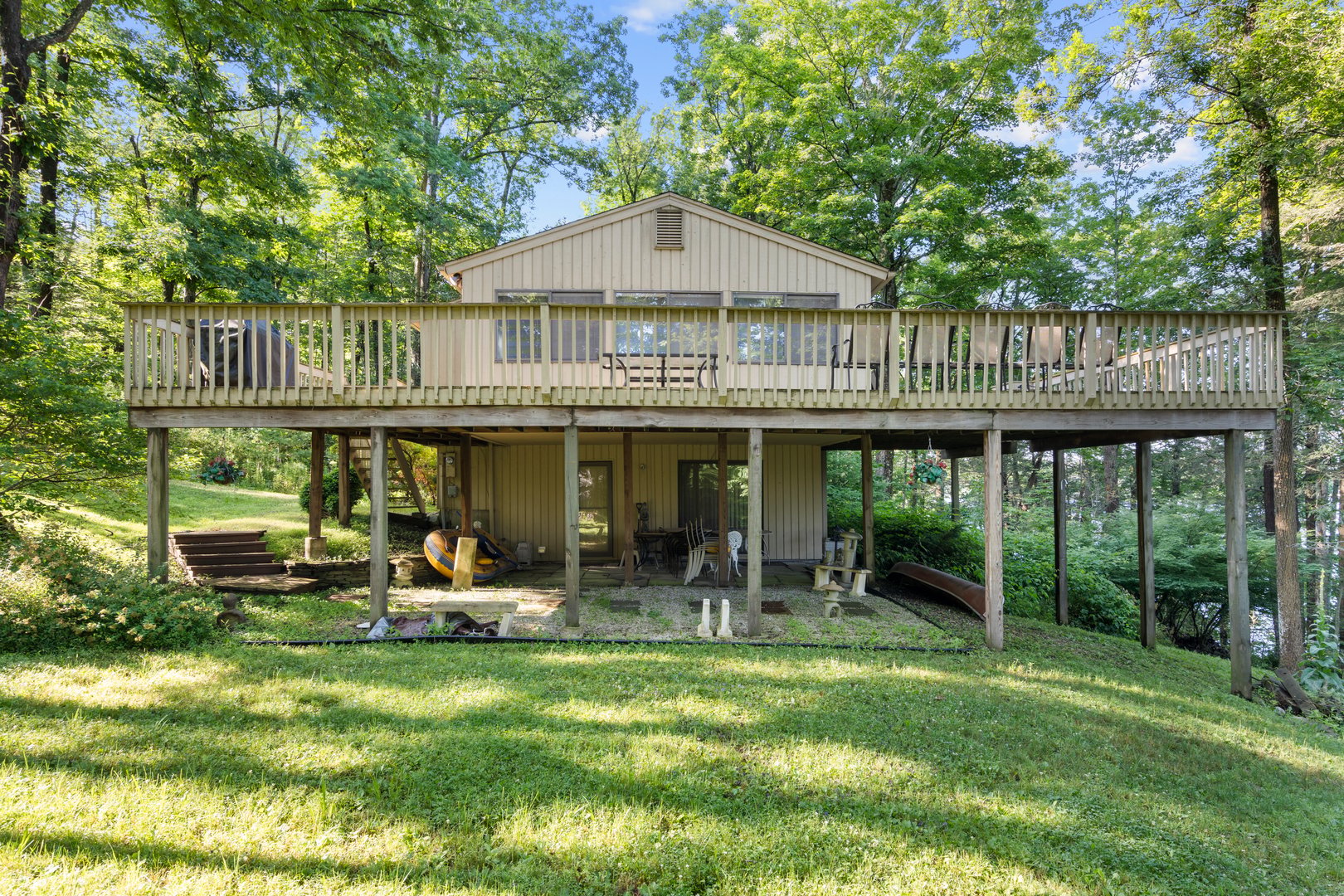 208 East Hyerdale Drive Photo 6