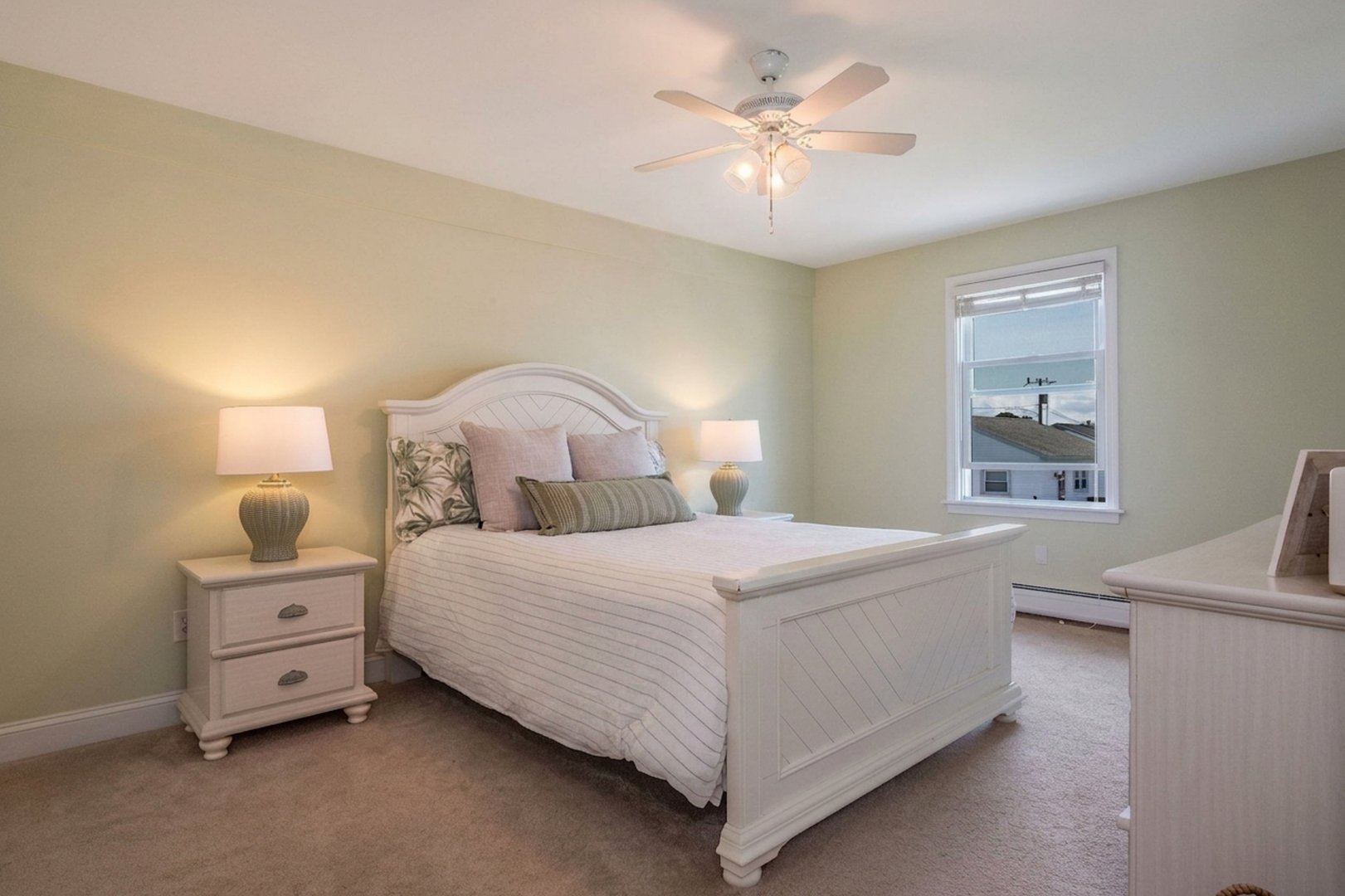 449 Seaside Avenue Photo 12