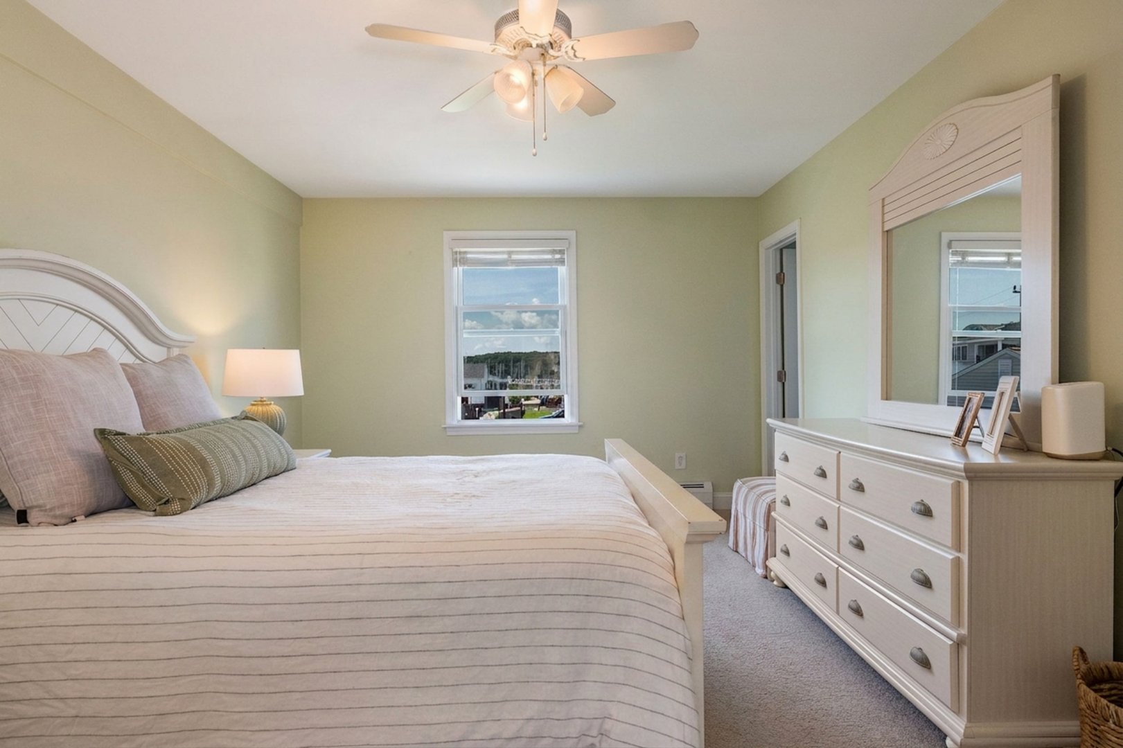 449 Seaside Avenue Photo 13