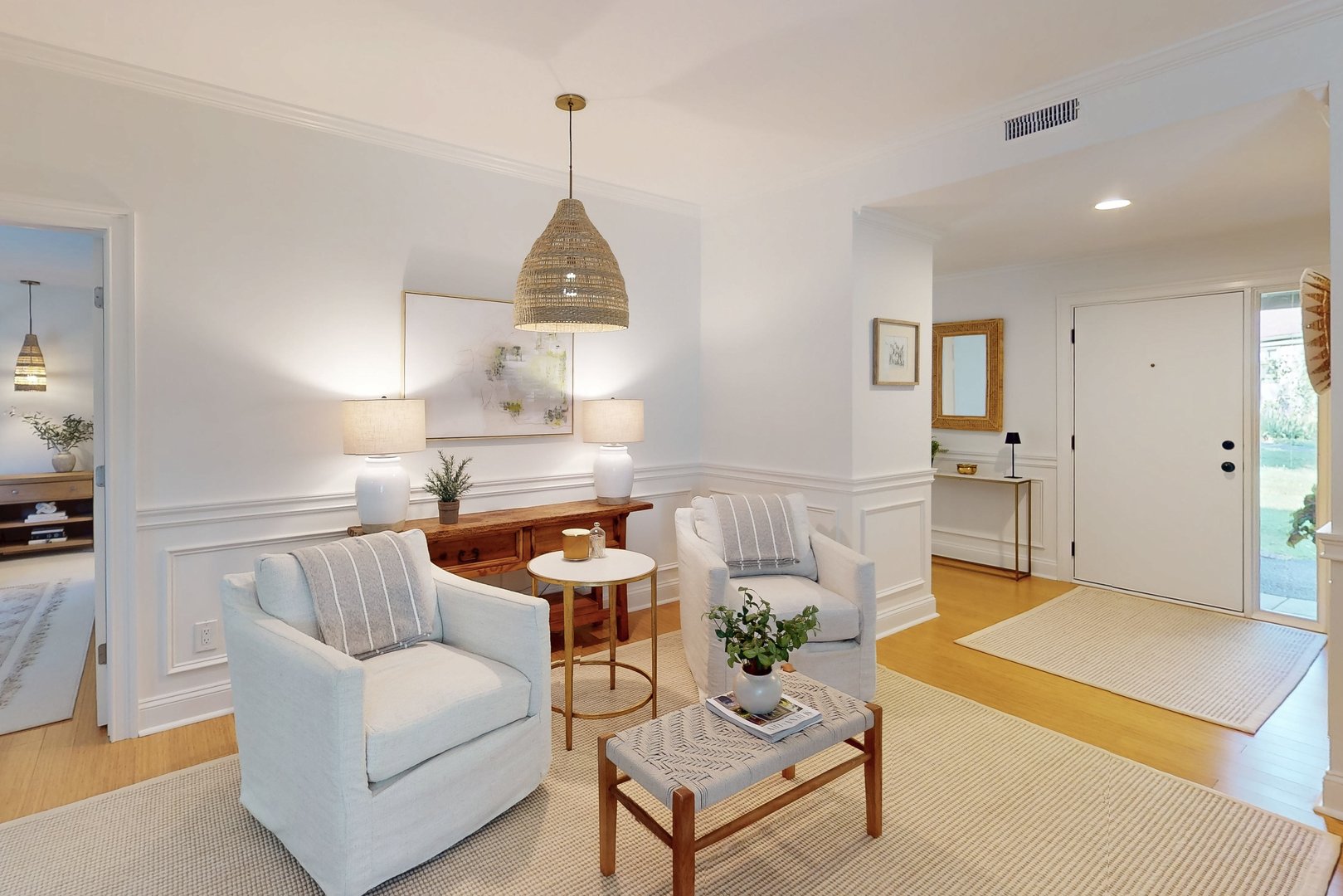 818 Heritage Village  #B Photo 6