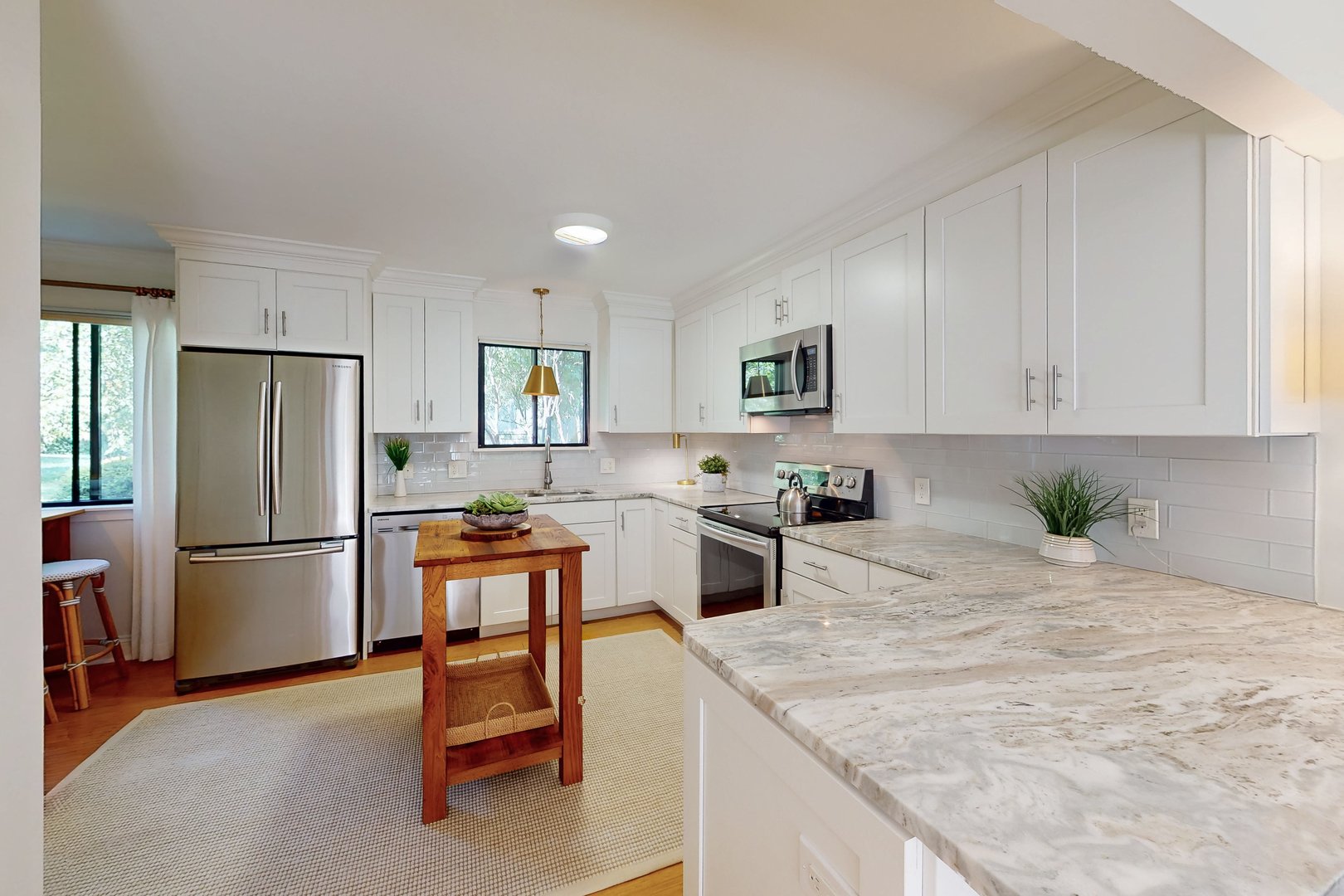 818 Heritage Village  #B Photo 12