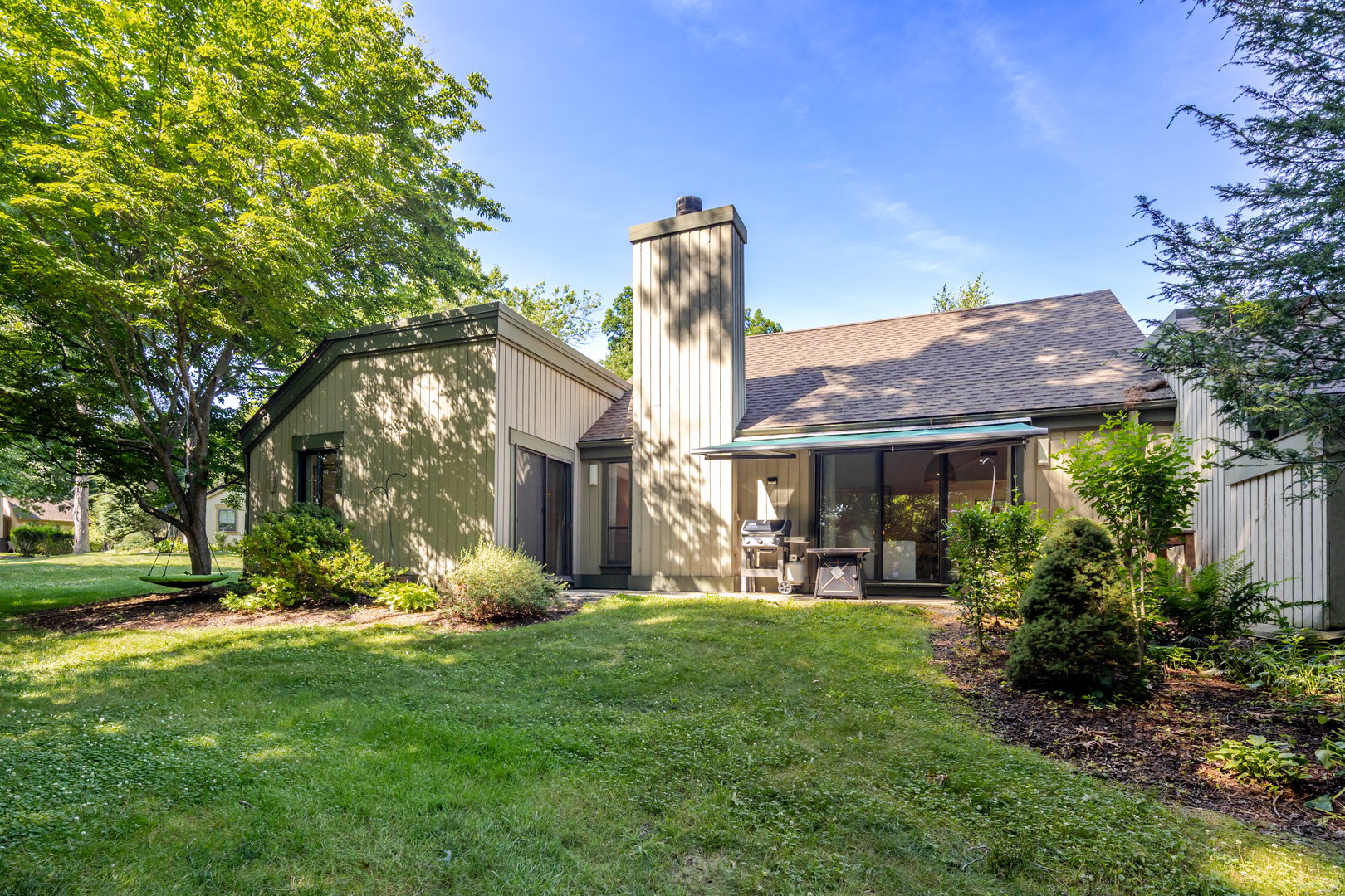 818 Heritage Village  #B Photo 27