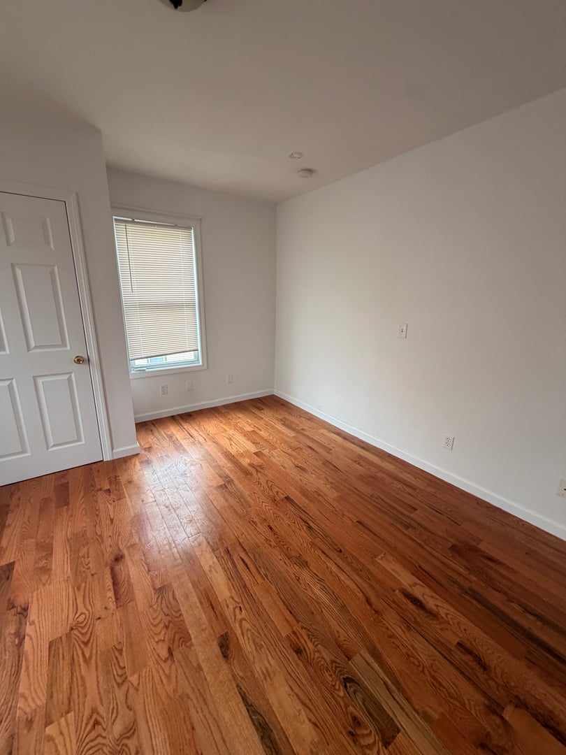 148 Alfred Street  #2 Photo 9