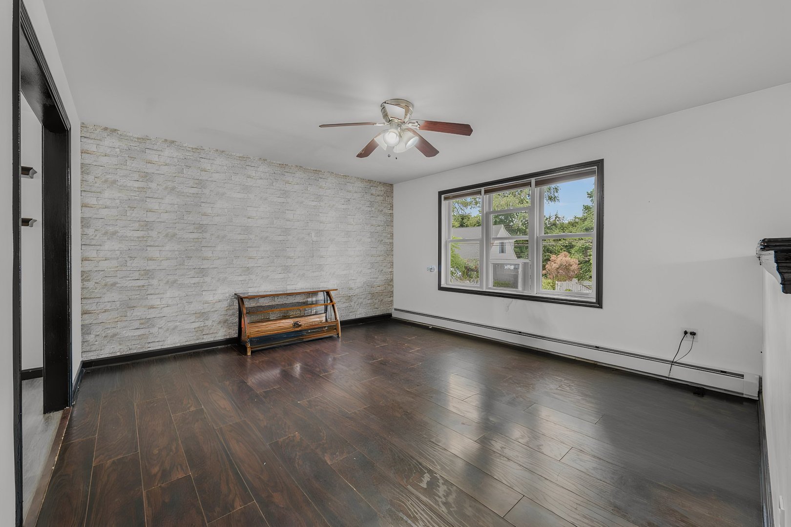 21 Columbus Avenue Photo 4