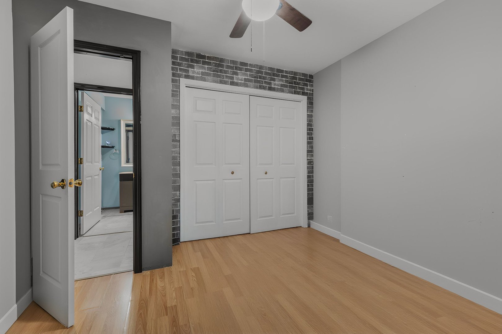 21 Columbus Avenue Photo 32