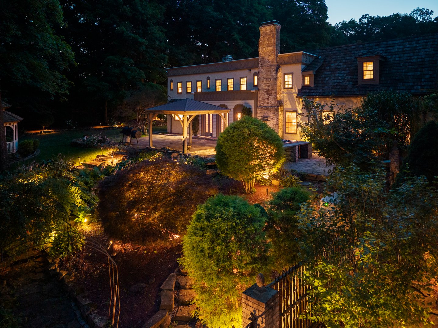 175 Orchard Road Photo 40