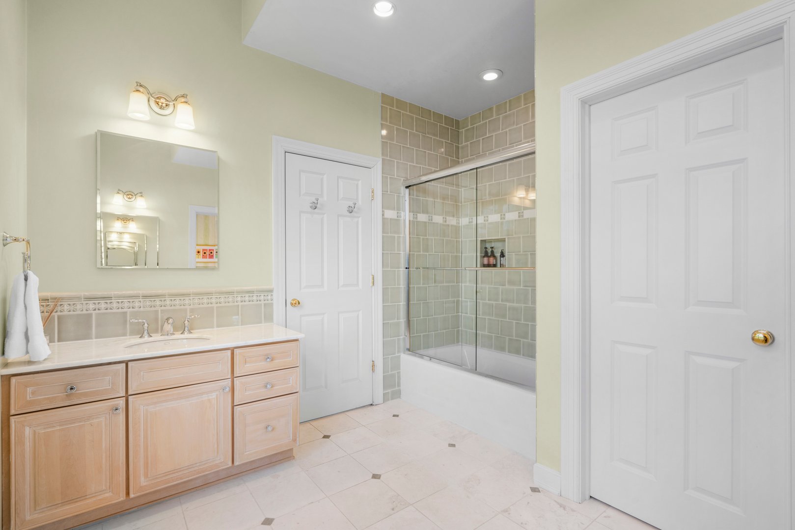 4 Griffen Drive Photo 28