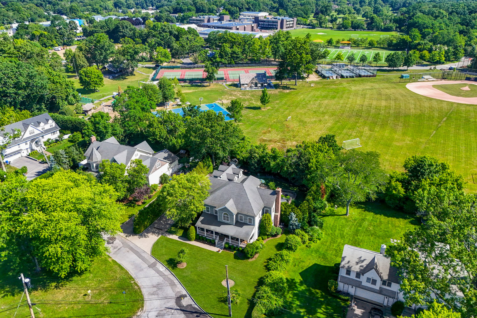 4 Griffen Drive Photo 36