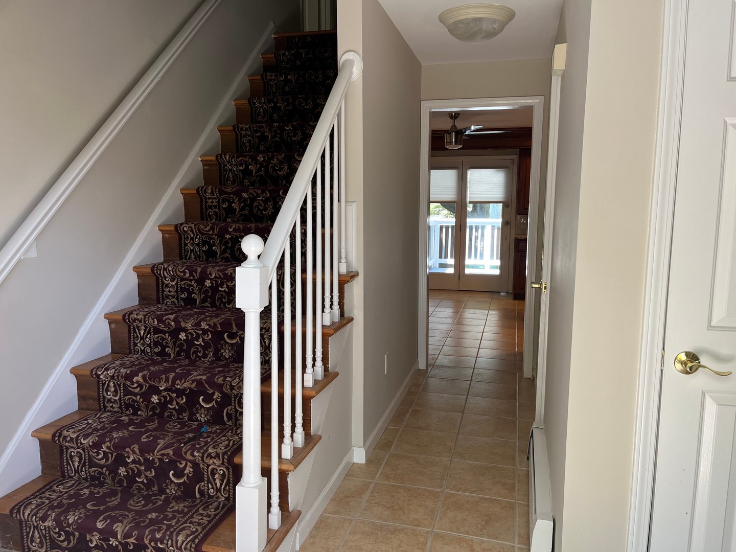 476 Wilson Street Photo 5