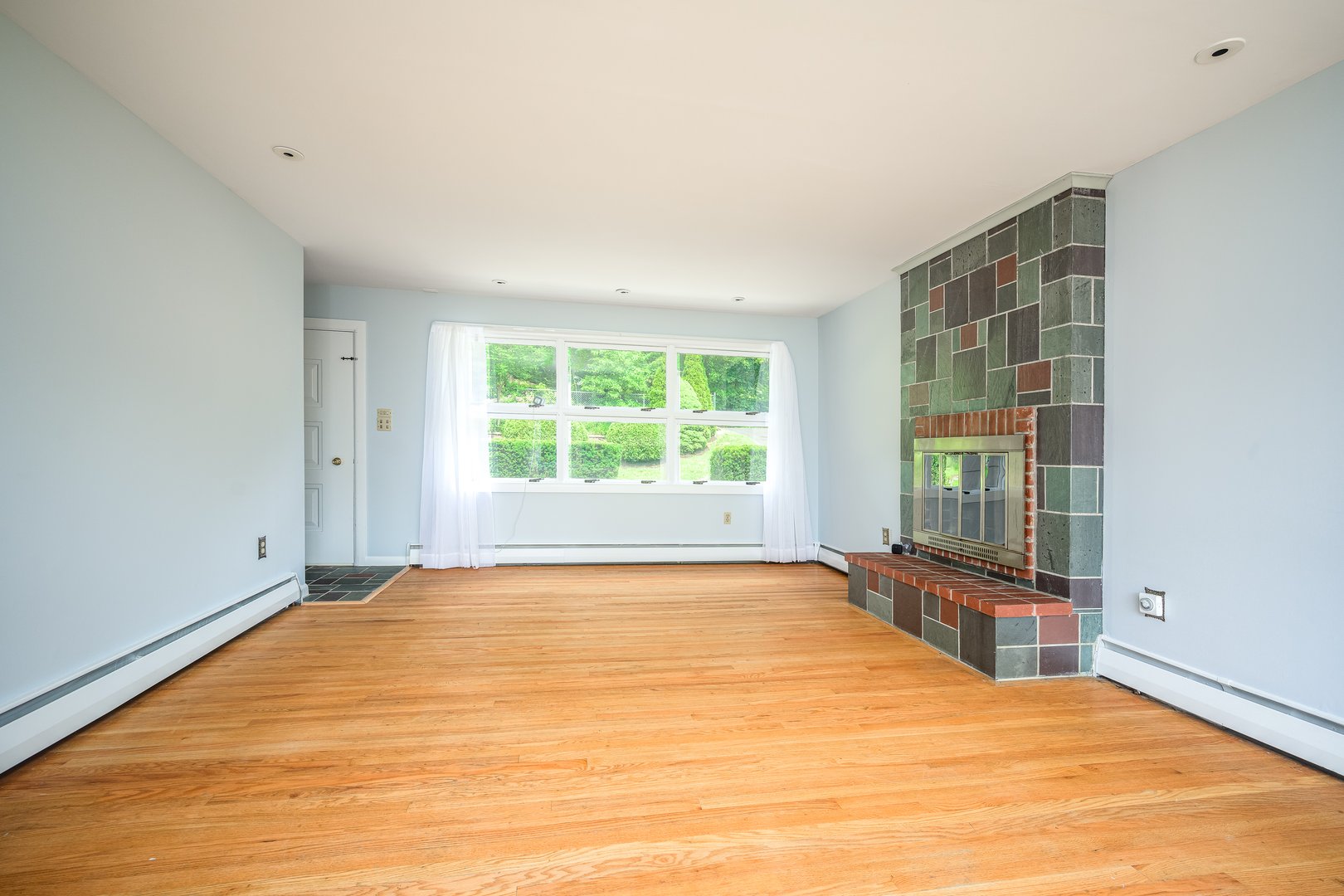 61 Soundview Avenue Photo 12