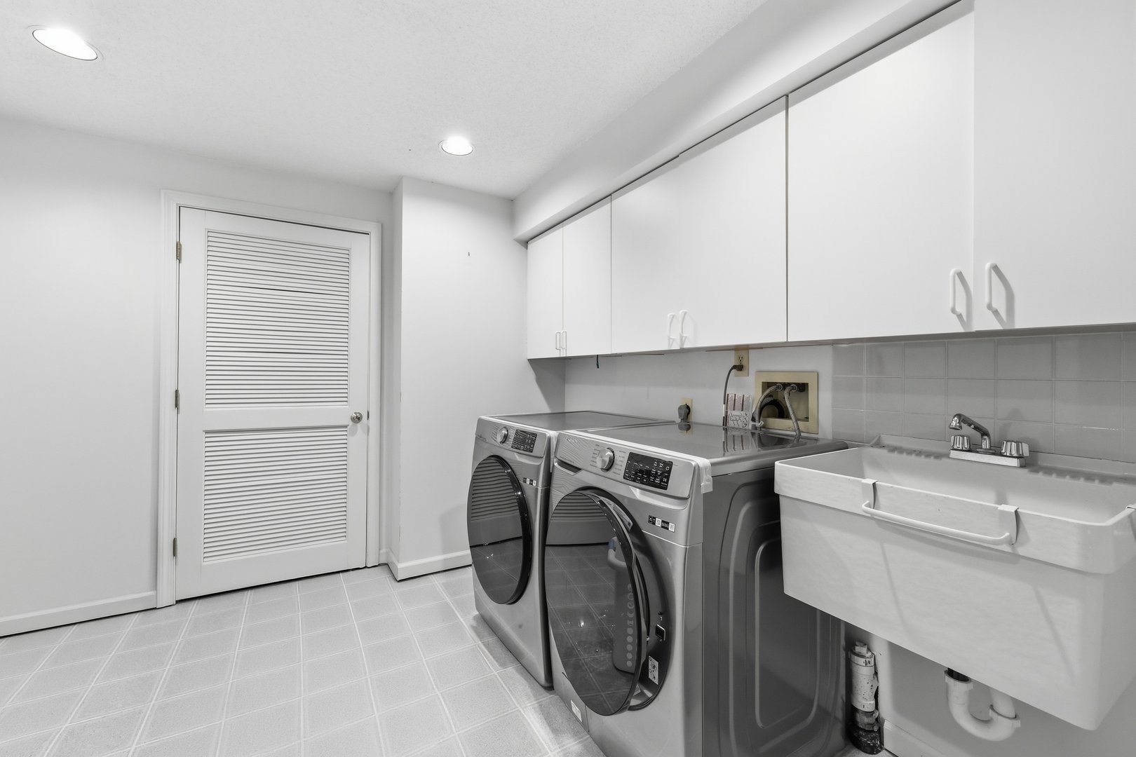 28 Green Woods Lane Photo 32